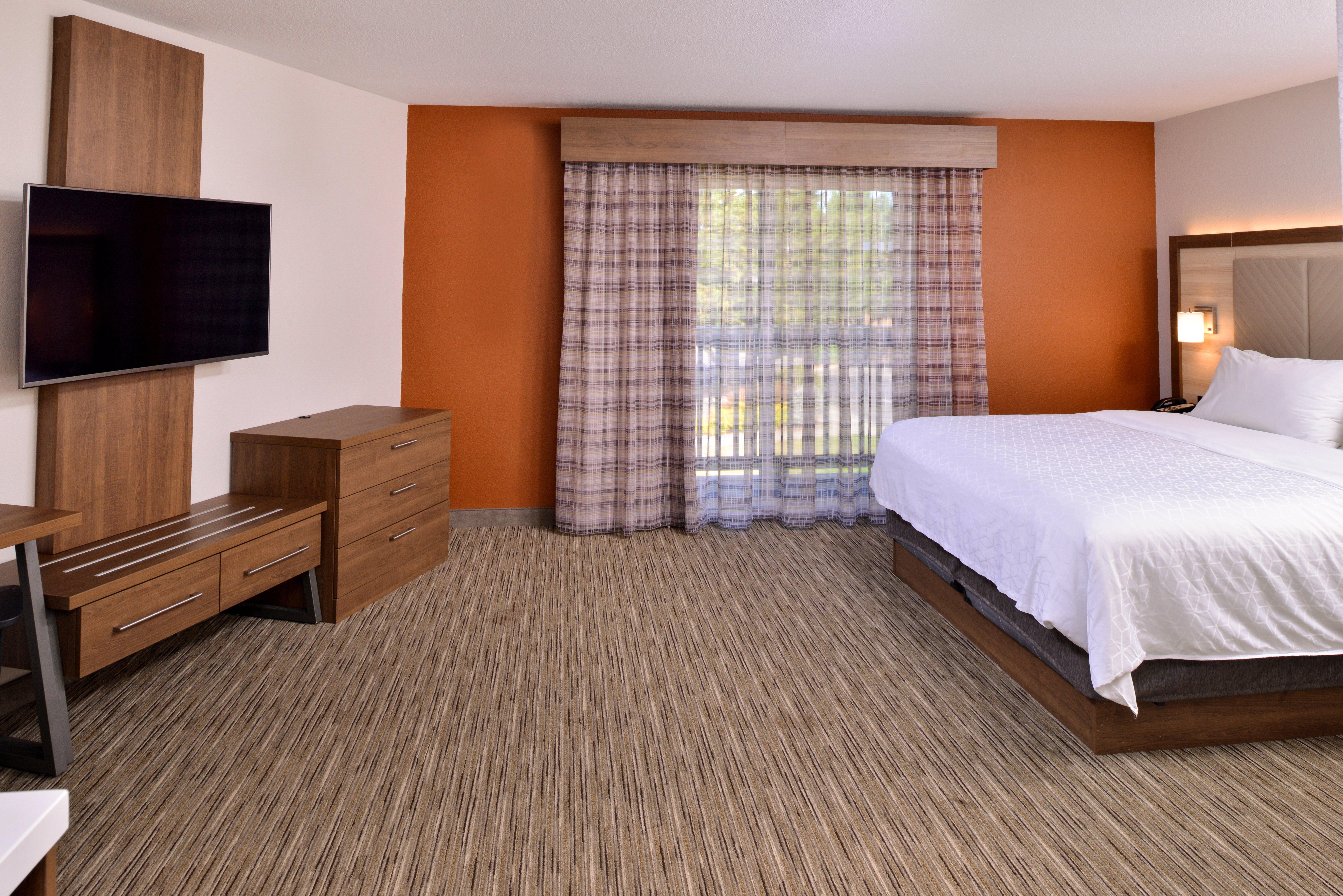 Holiday Inn Express Hotel & Suites Arcata/Eureka-Airport Area By Ihg McKinleyville Exterior photo
