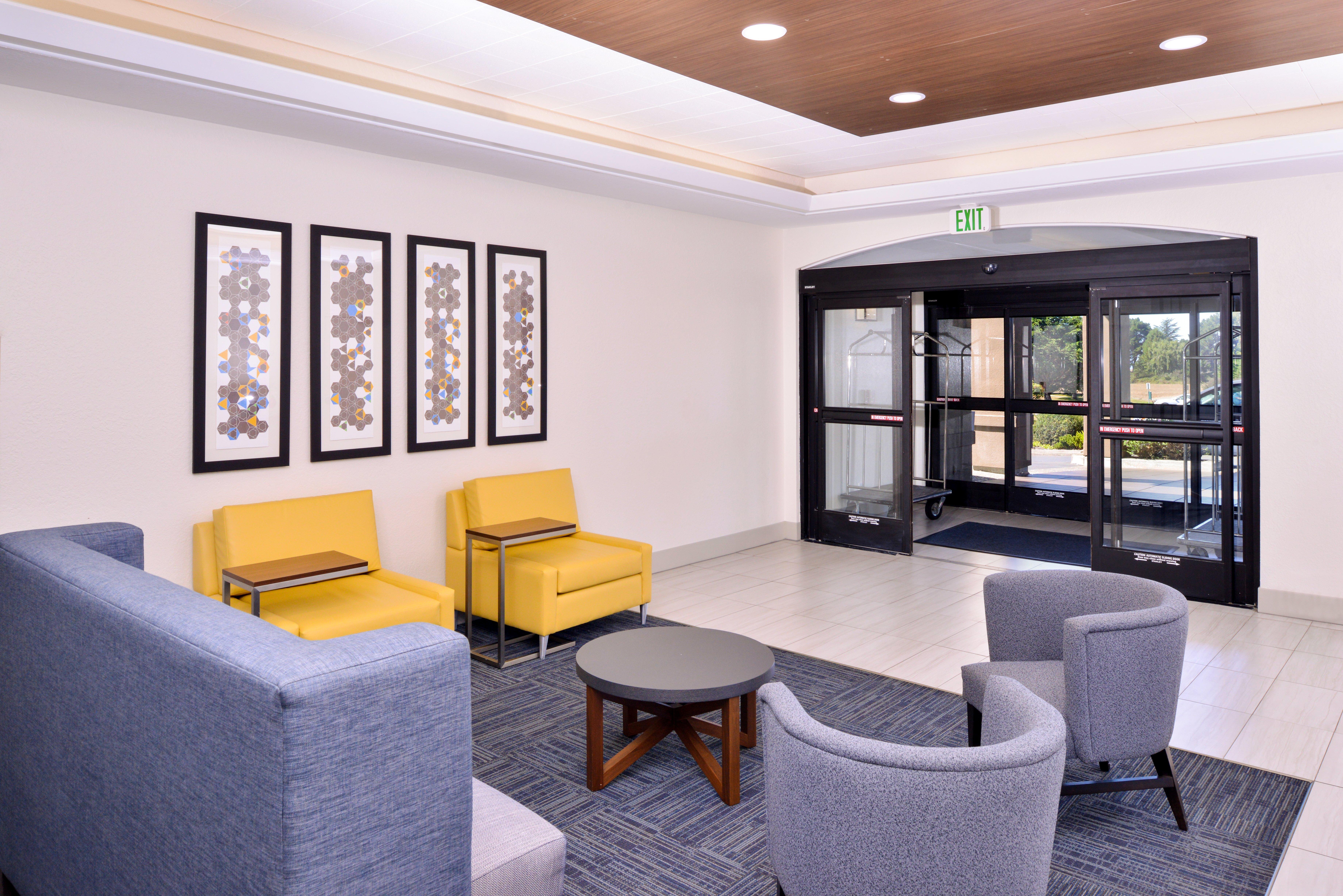 Holiday Inn Express Hotel & Suites Arcata/Eureka-Airport Area By Ihg McKinleyville Exterior photo
